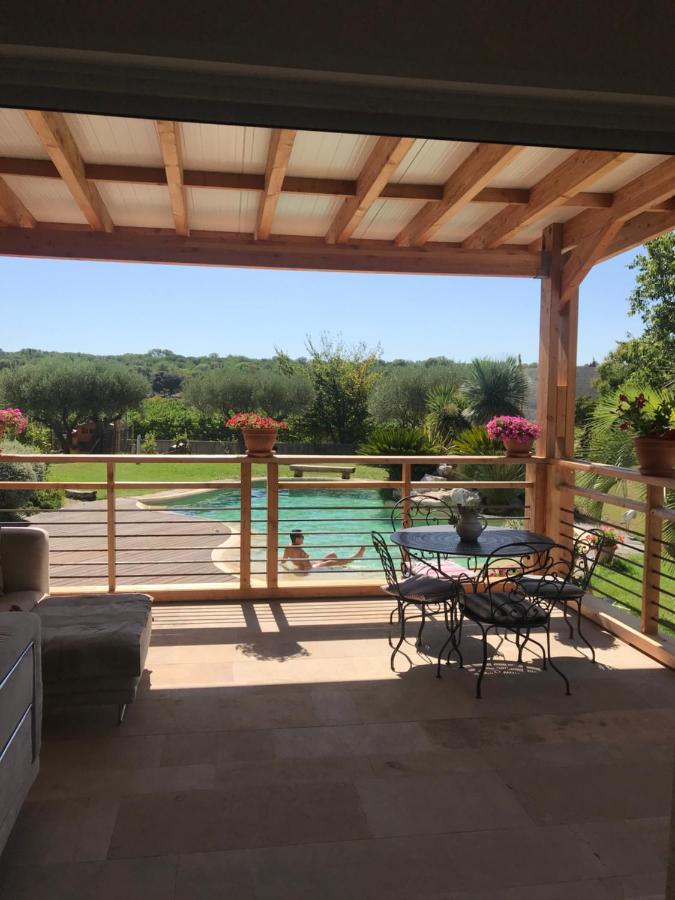 Le Clos Des Vignes Junas 外观 照片